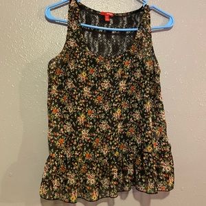 Cute Tank top w/ lace back!!